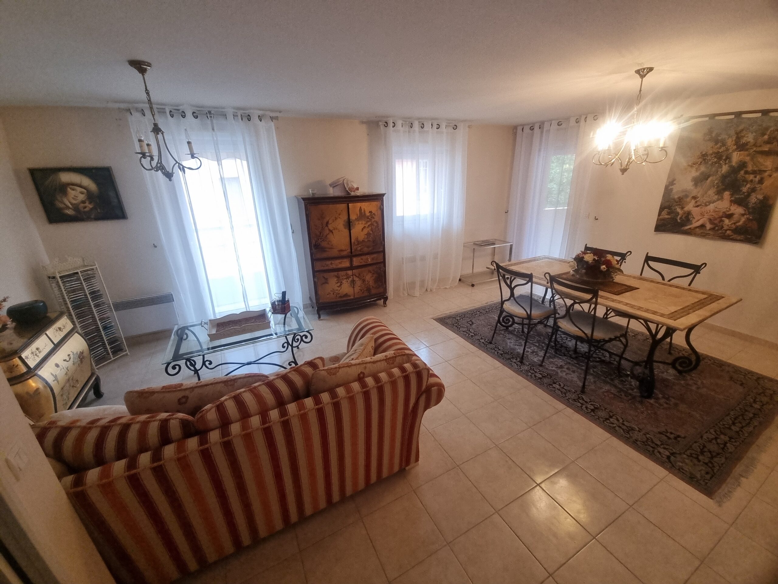Appartement dans résidence sécurisée, idéal pour curiste